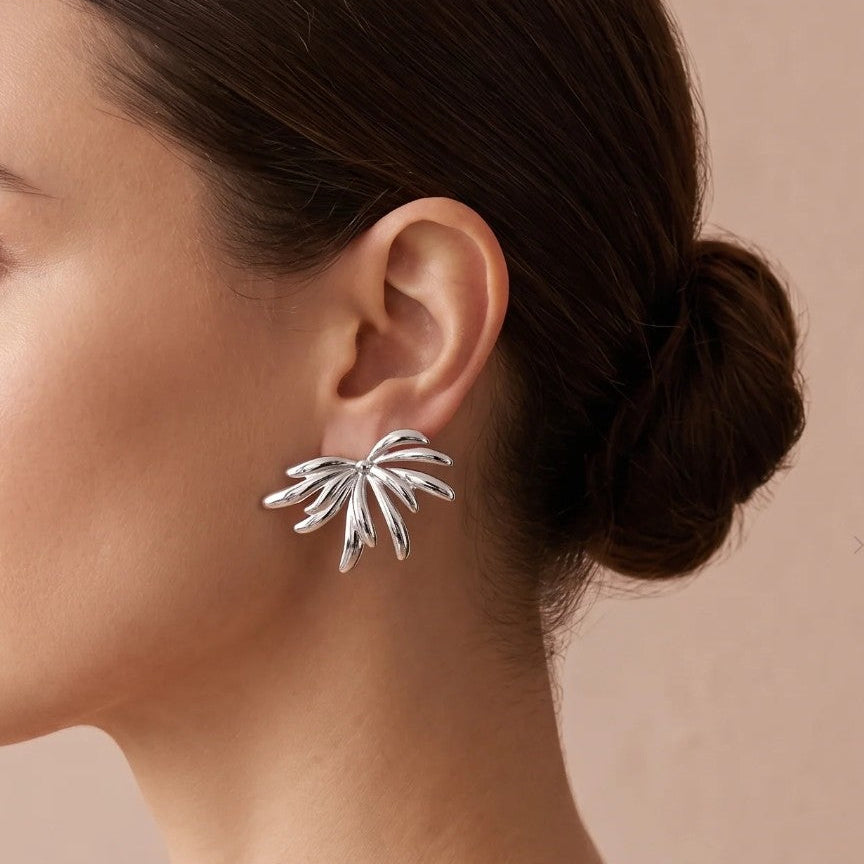 Portées à l'oreille sur chignon